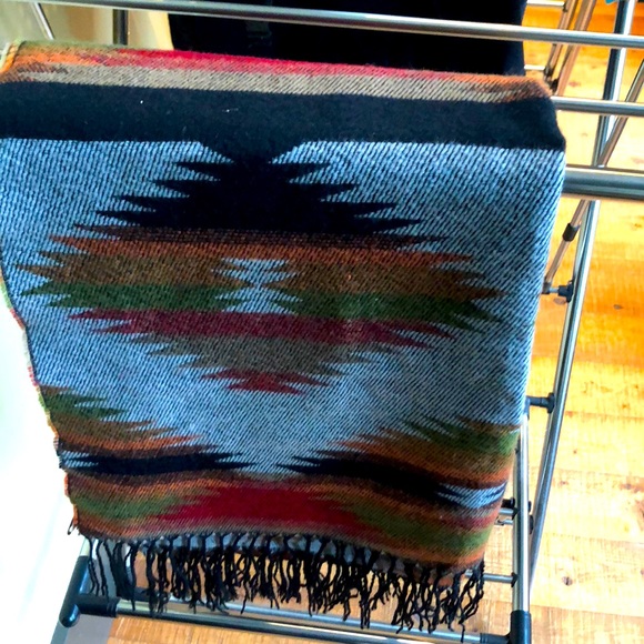 Beautiful fall scarf - Picture 1 of 2